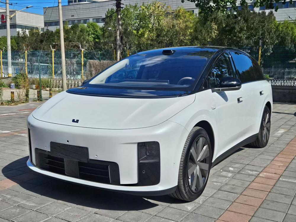 Li Auto Li Auto i8