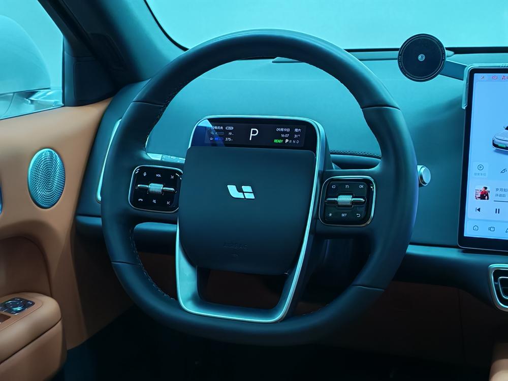 Li Auto Li Auto L6