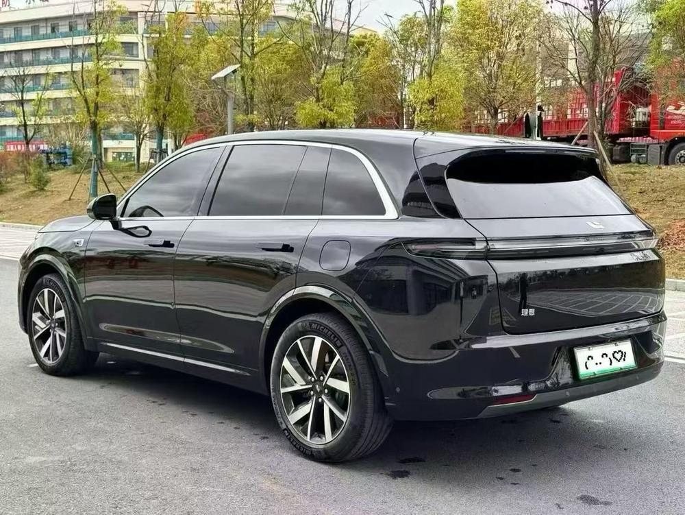 Li Auto Li Auto L7