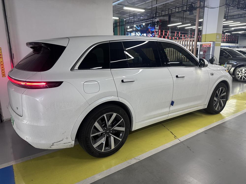 Li Auto Li Auto L7