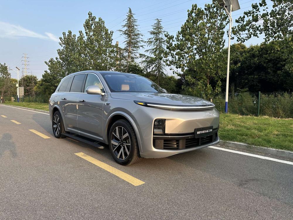 Li Auto Li Auto L8