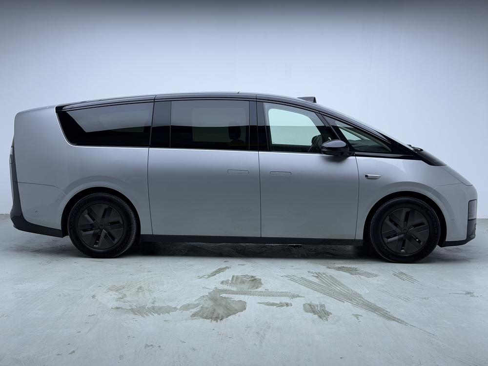 Li Auto Li Auto MEGA
