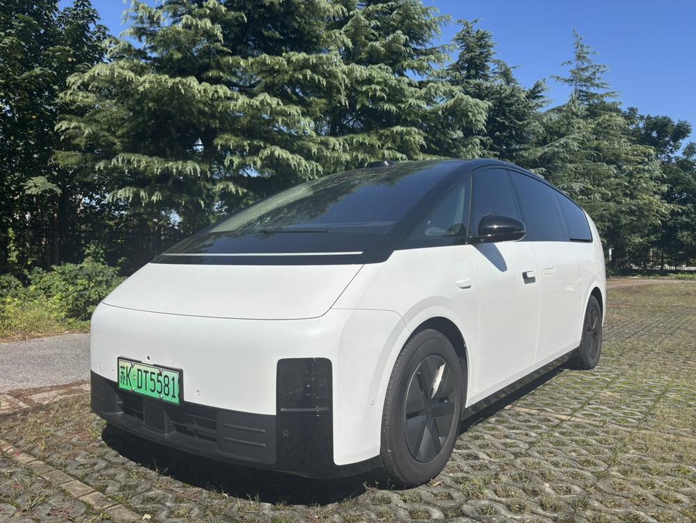 Li Auto Li Auto MEGA