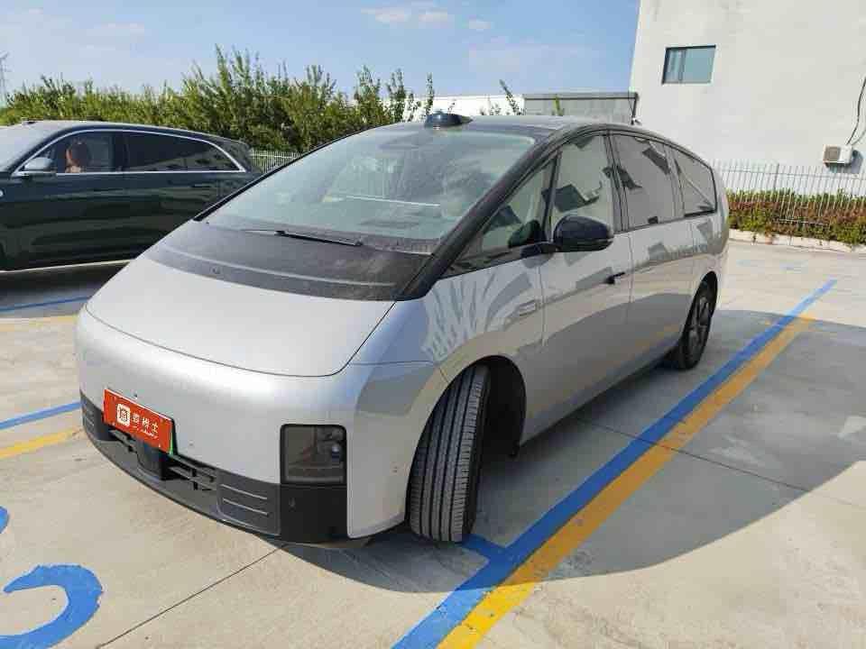 Li Auto Li Auto MEGA