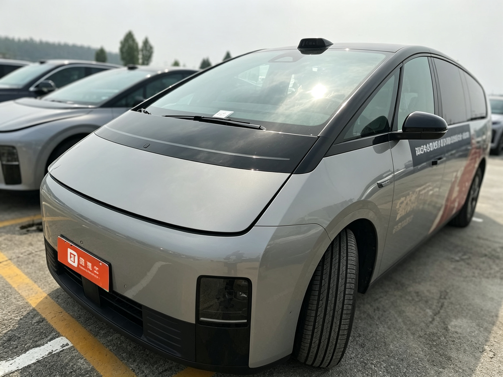 Li Auto Li Auto MEGA