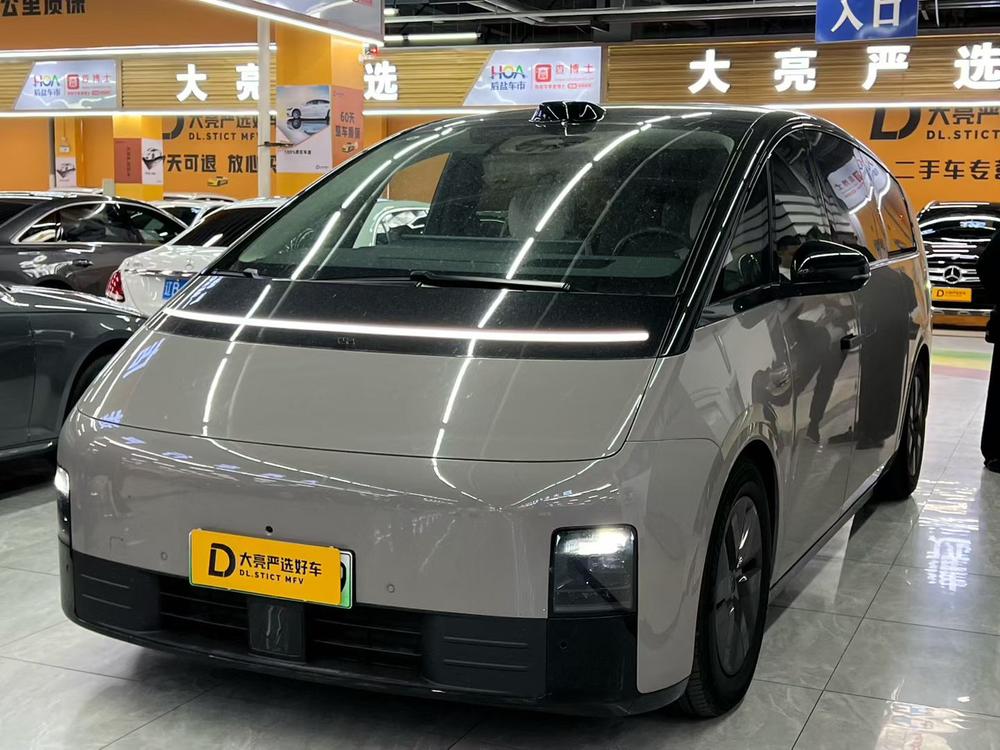 Li Auto Li Auto MEGA
