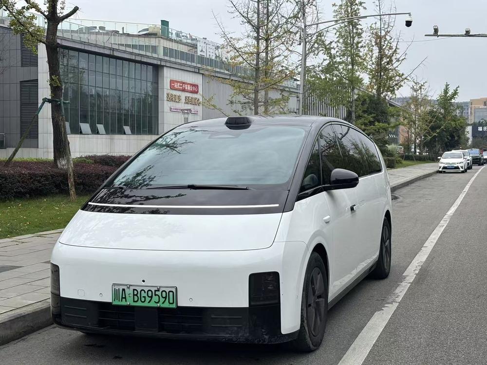 Li Auto Li Auto MEGA