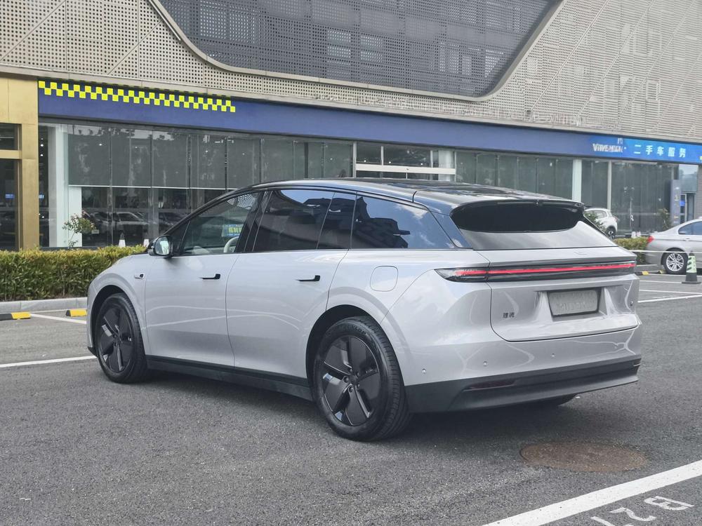 Li Auto Li i6