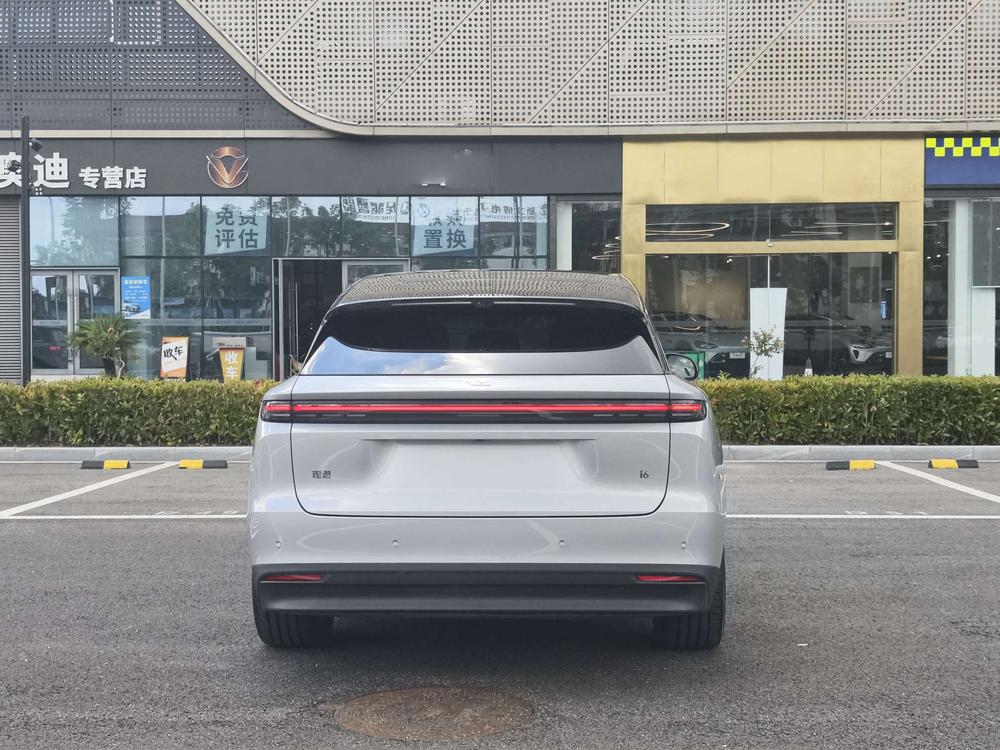 Li Auto Li i6