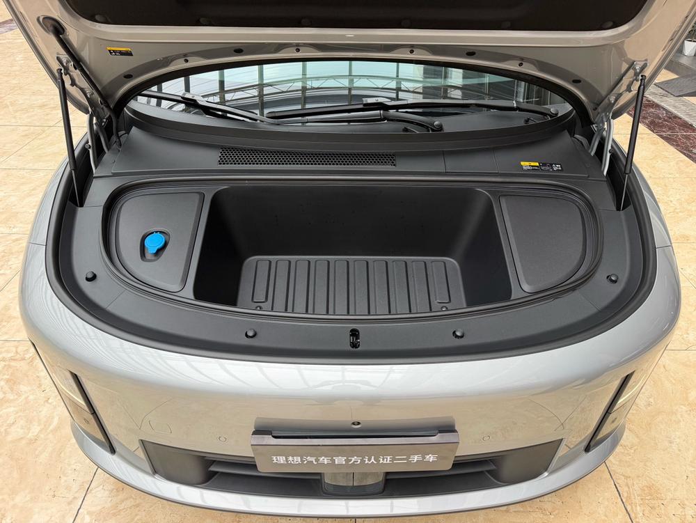 Li Auto Li i6