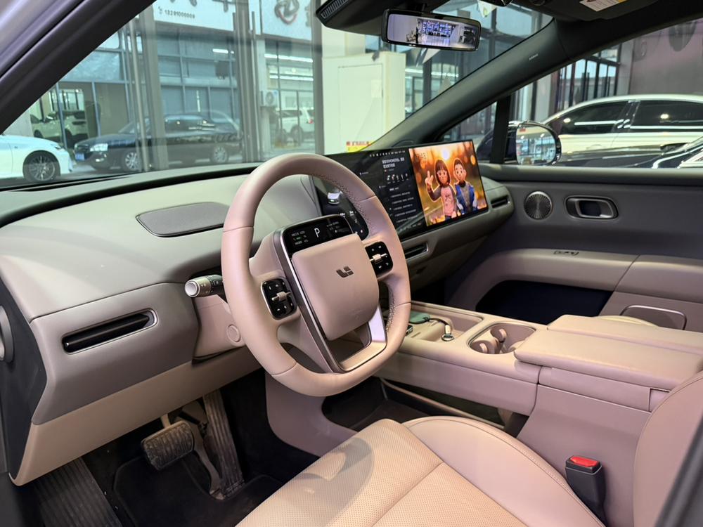 Li Auto Li i6