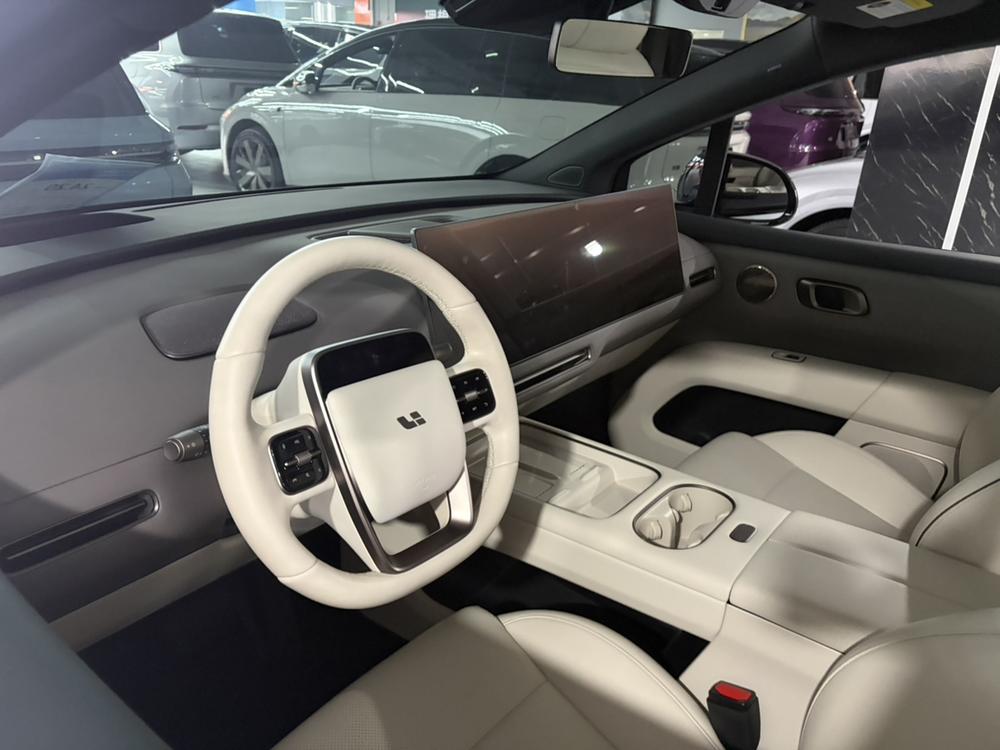 Li Auto Li i6