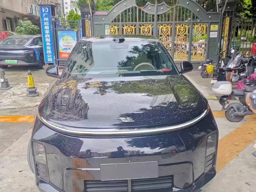 Li Auto Li L6
