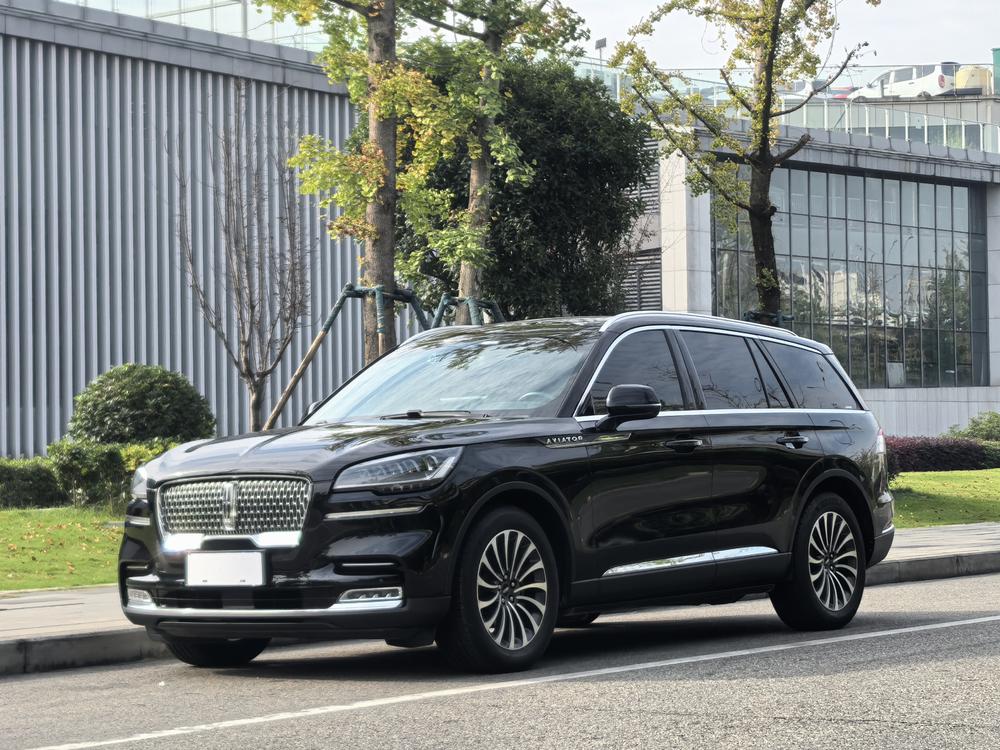 Lincoln Aviator