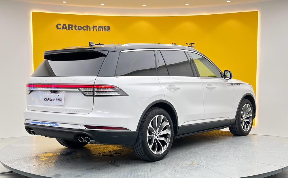 Lincoln Aviator
