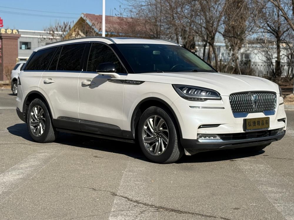 Lincoln Aviator