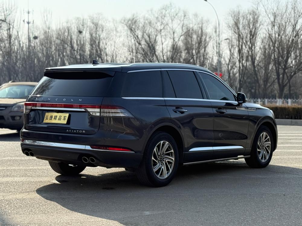 Lincoln Aviator
