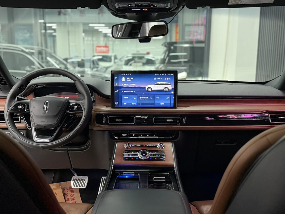 Lincoln Aviator