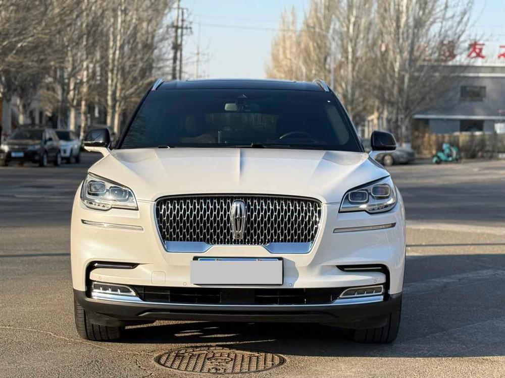 Lincoln Aviator