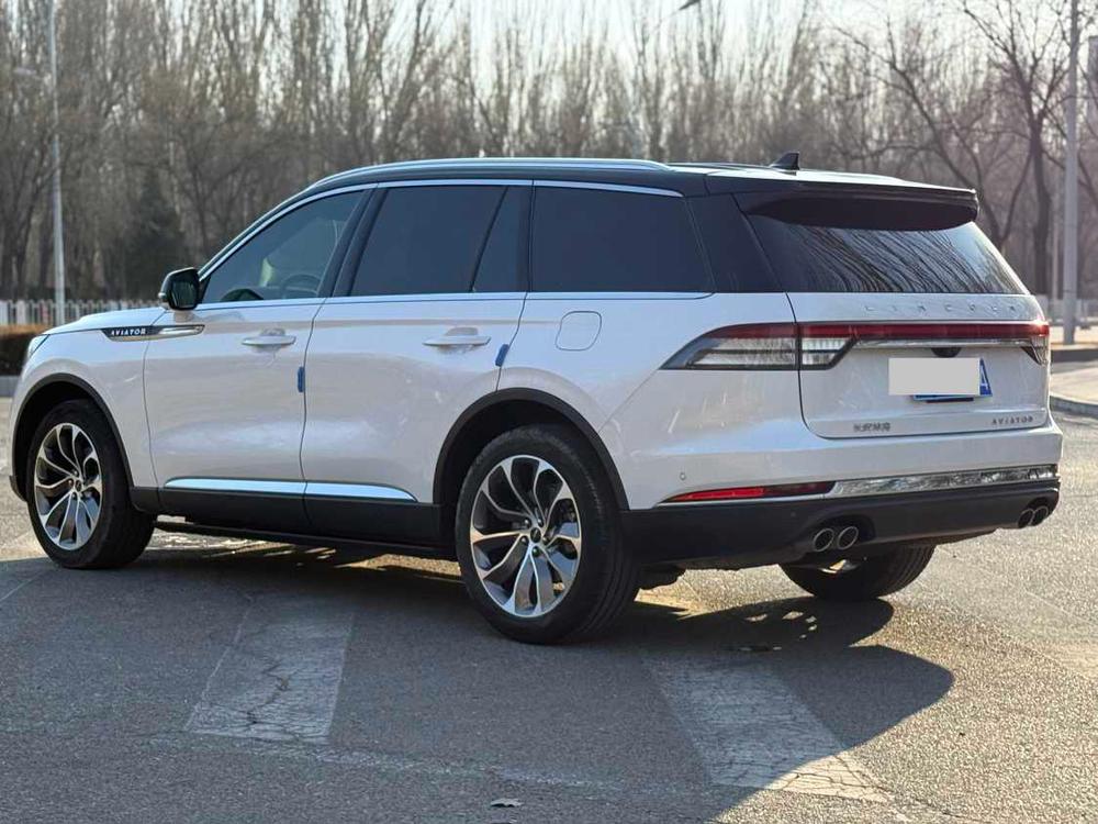 Lincoln Aviator