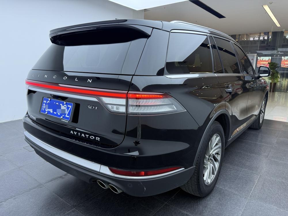Lincoln Aviator