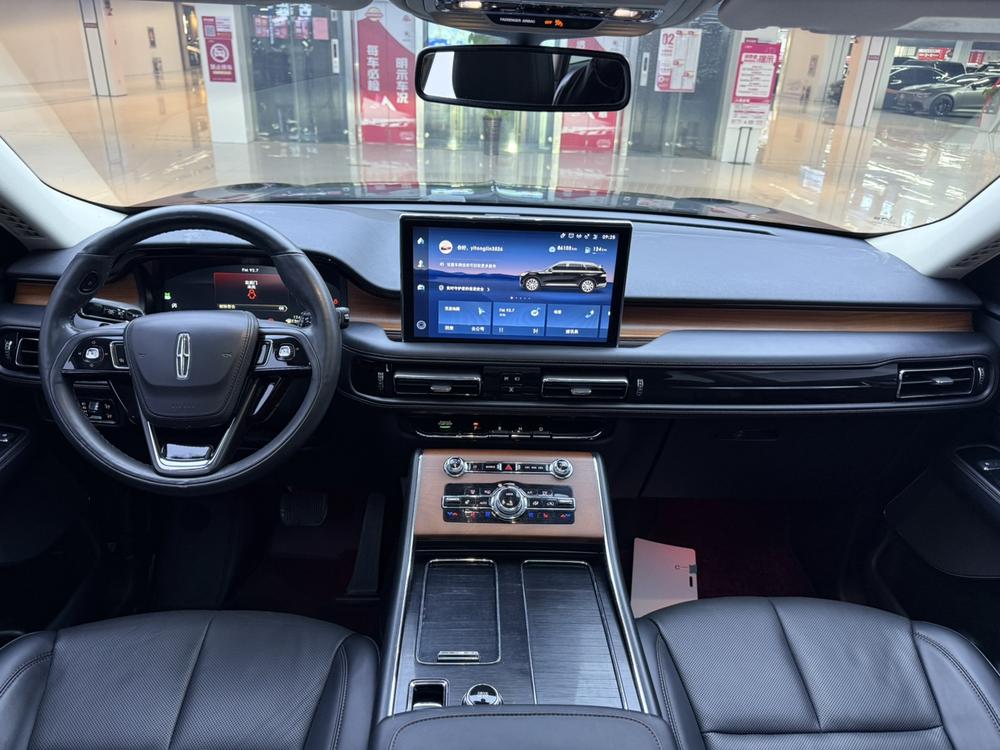 Lincoln Aviator