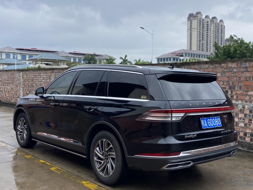 Lincoln Aviator