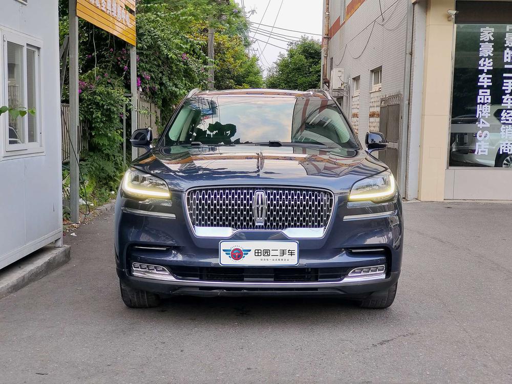 Lincoln Aviator
