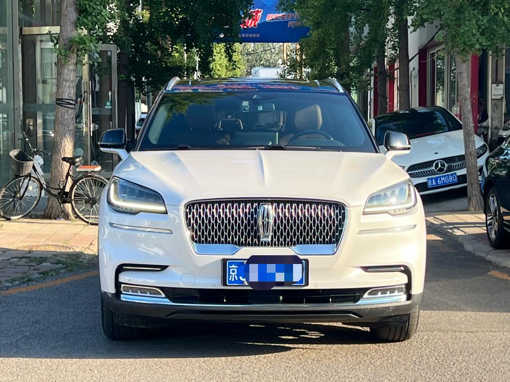 Lincoln Aviator