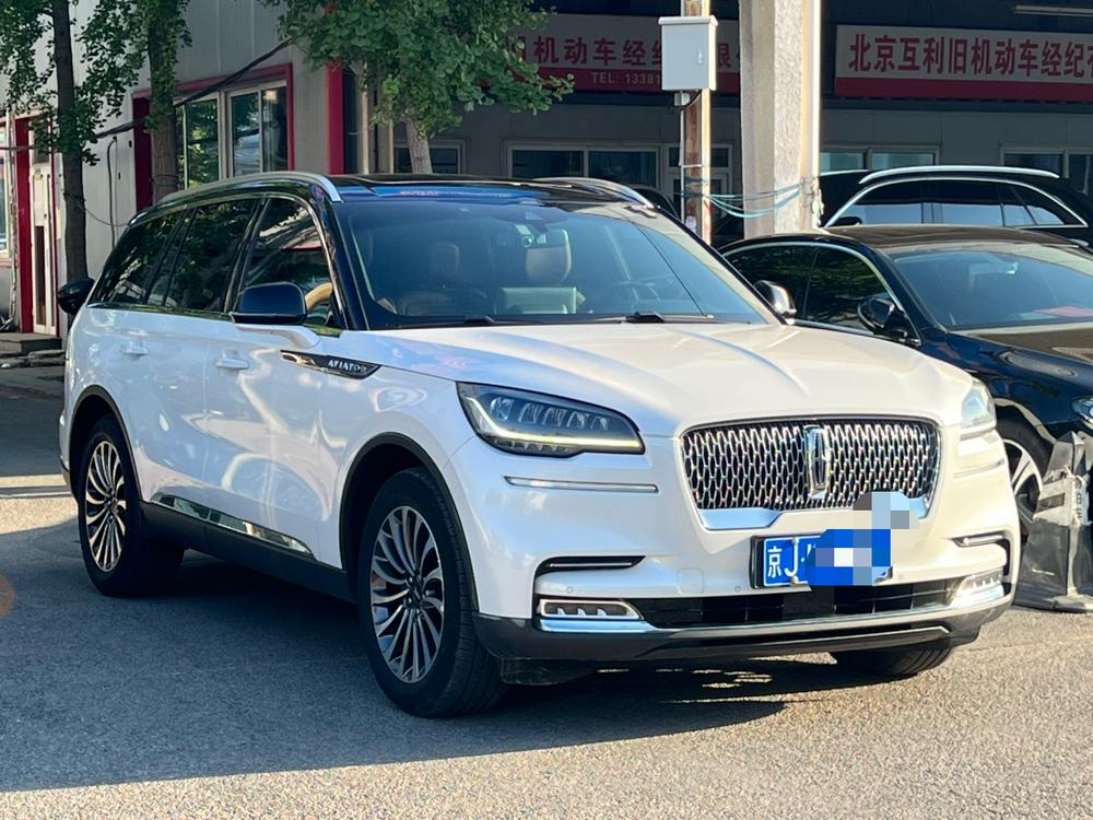 Lincoln Aviator
