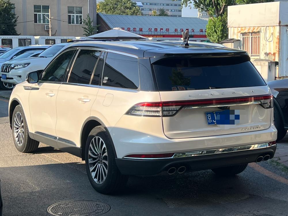Lincoln Aviator