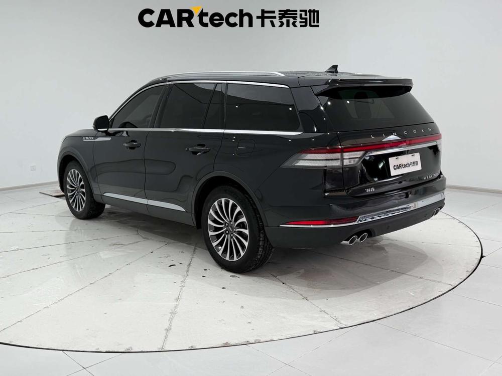 Lincoln Aviator
