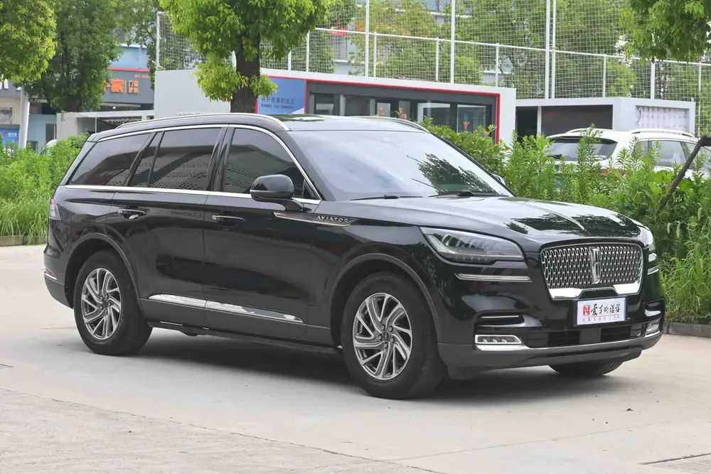 Lincoln Aviator