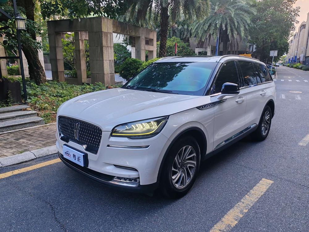 Lincoln Aviator