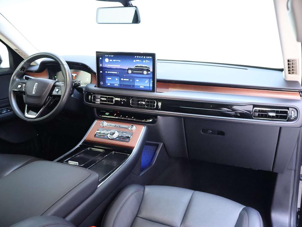 Lincoln Aviator