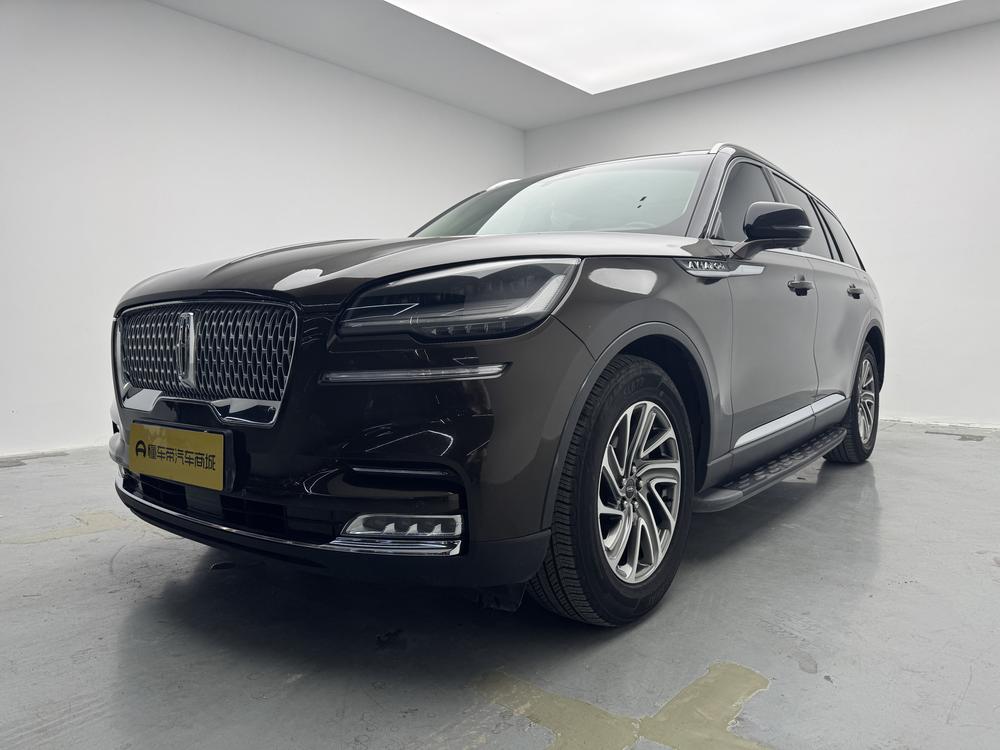 Lincoln Aviator