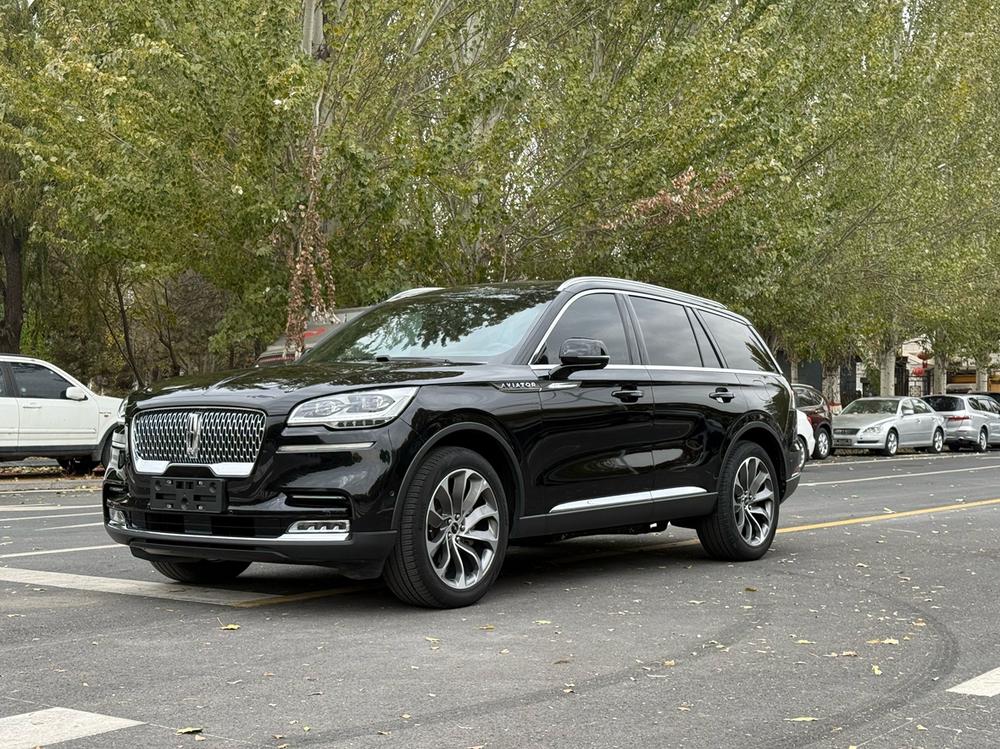 Lincoln Aviator