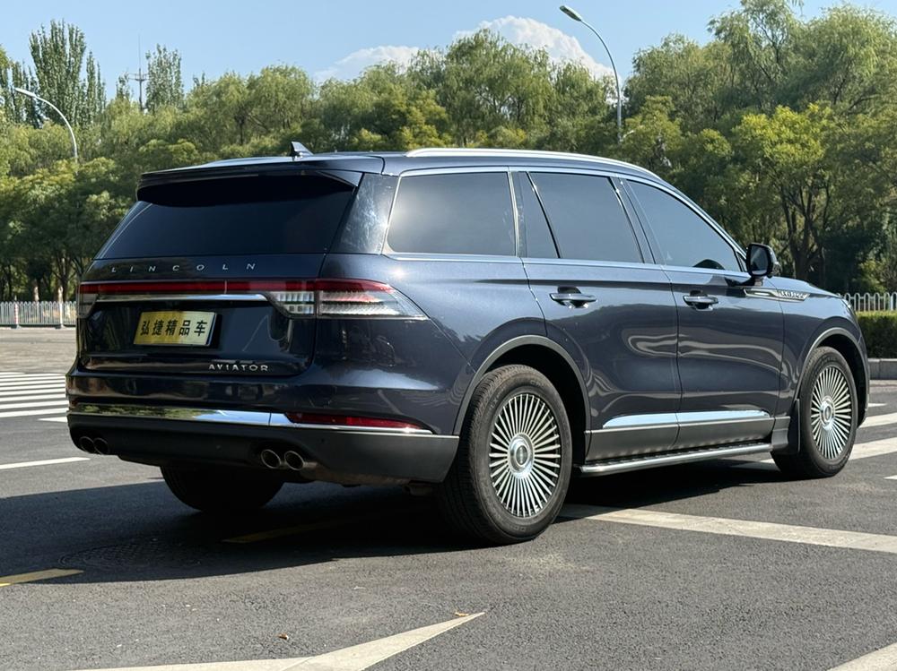 Lincoln Aviator