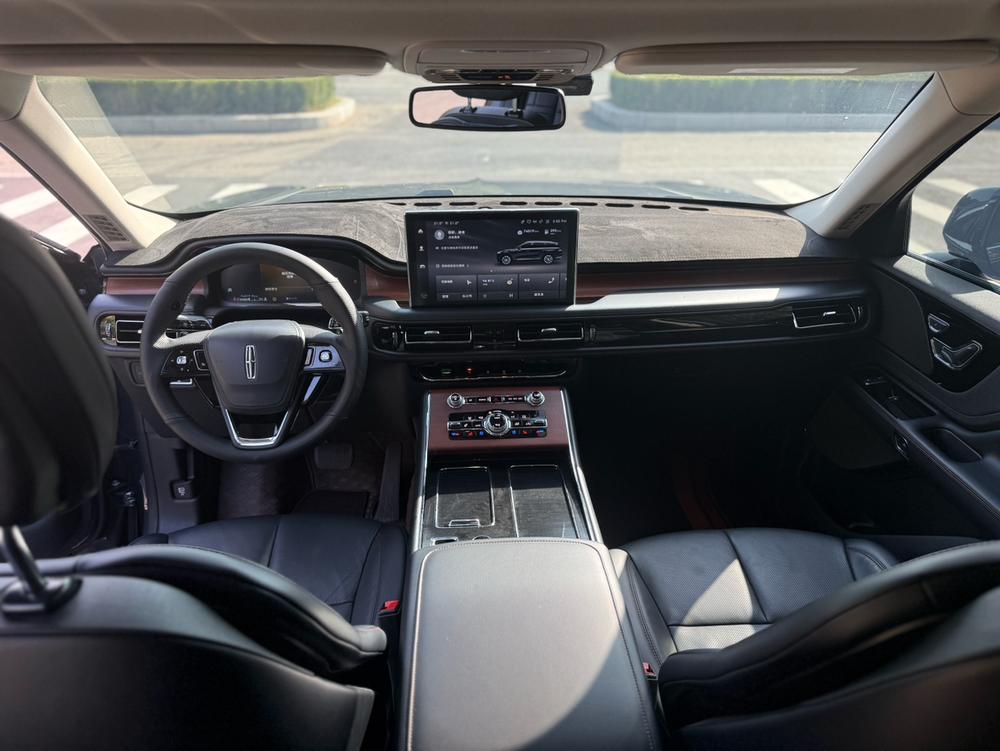 Lincoln Aviator