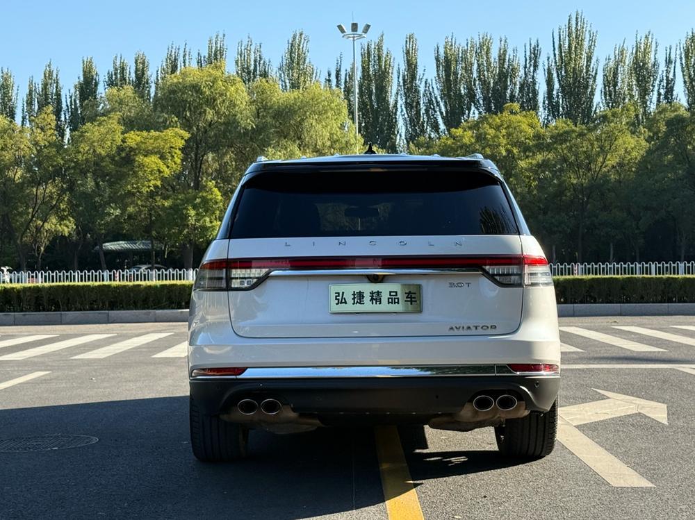 Lincoln Aviator