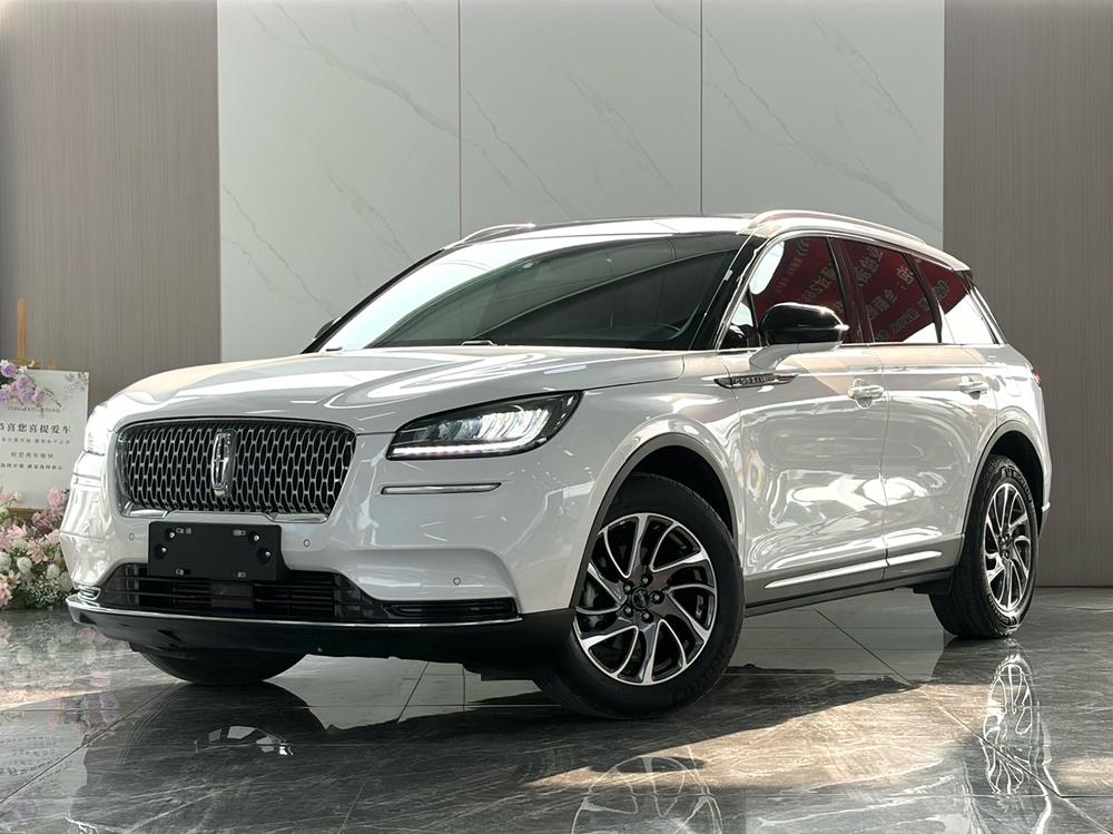 Lincoln Corsair