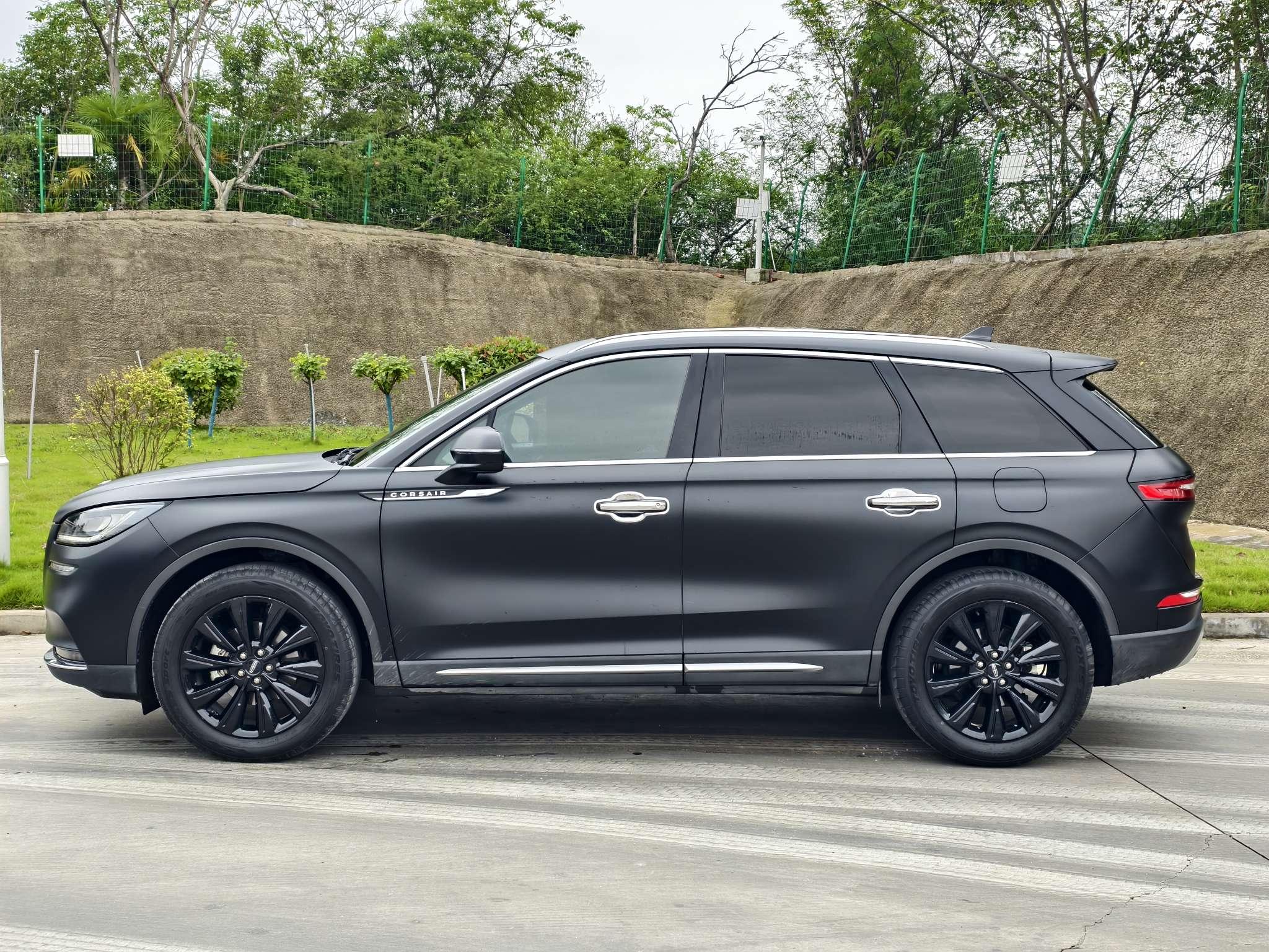 Lincoln Corsair