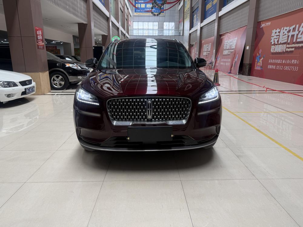 Lincoln Corsair