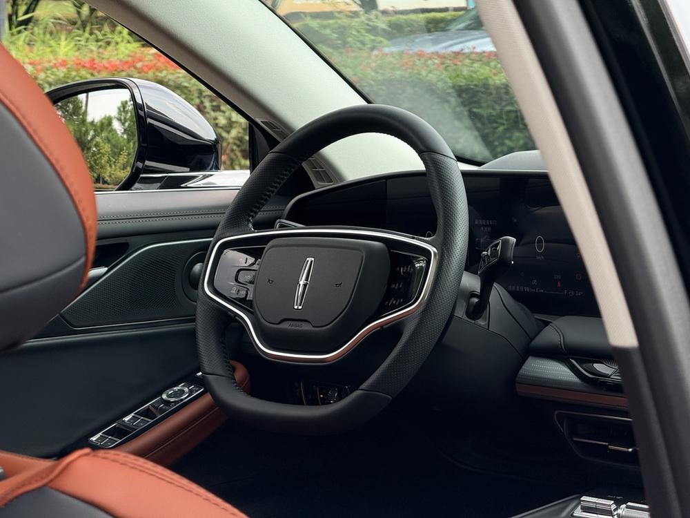 Lincoln Lincoln Z