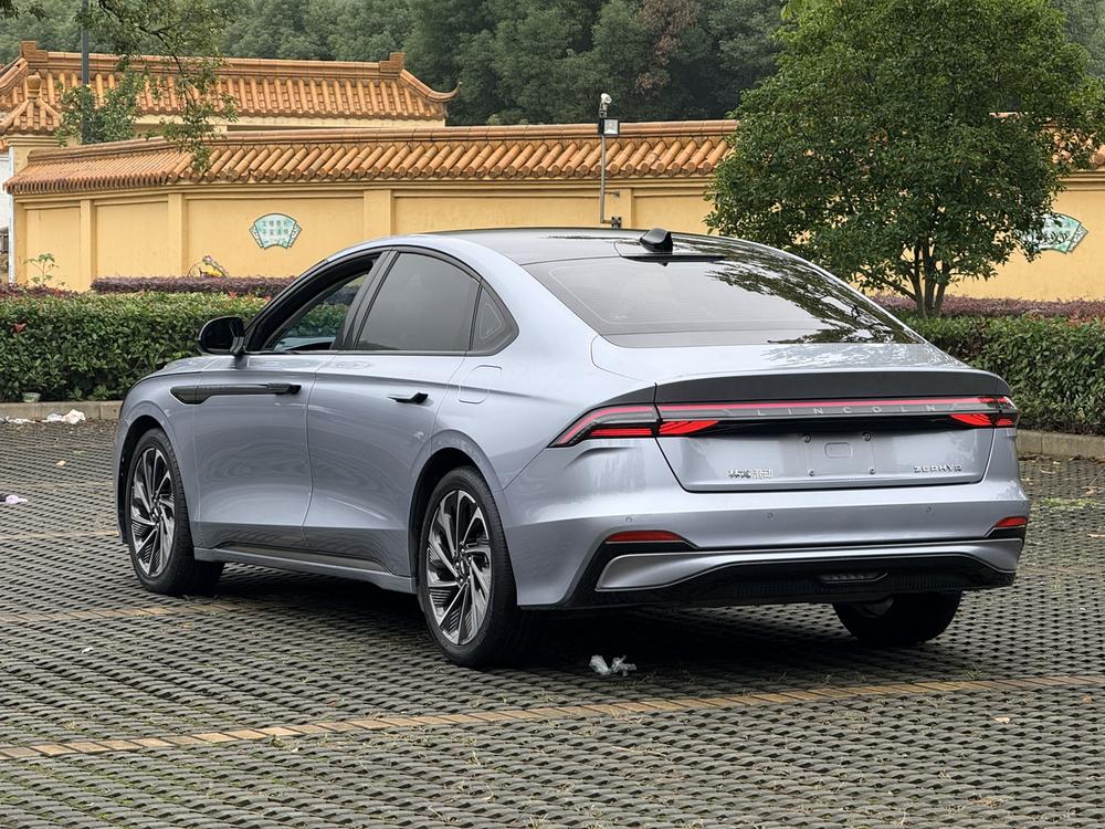 Lincoln Lincoln Z