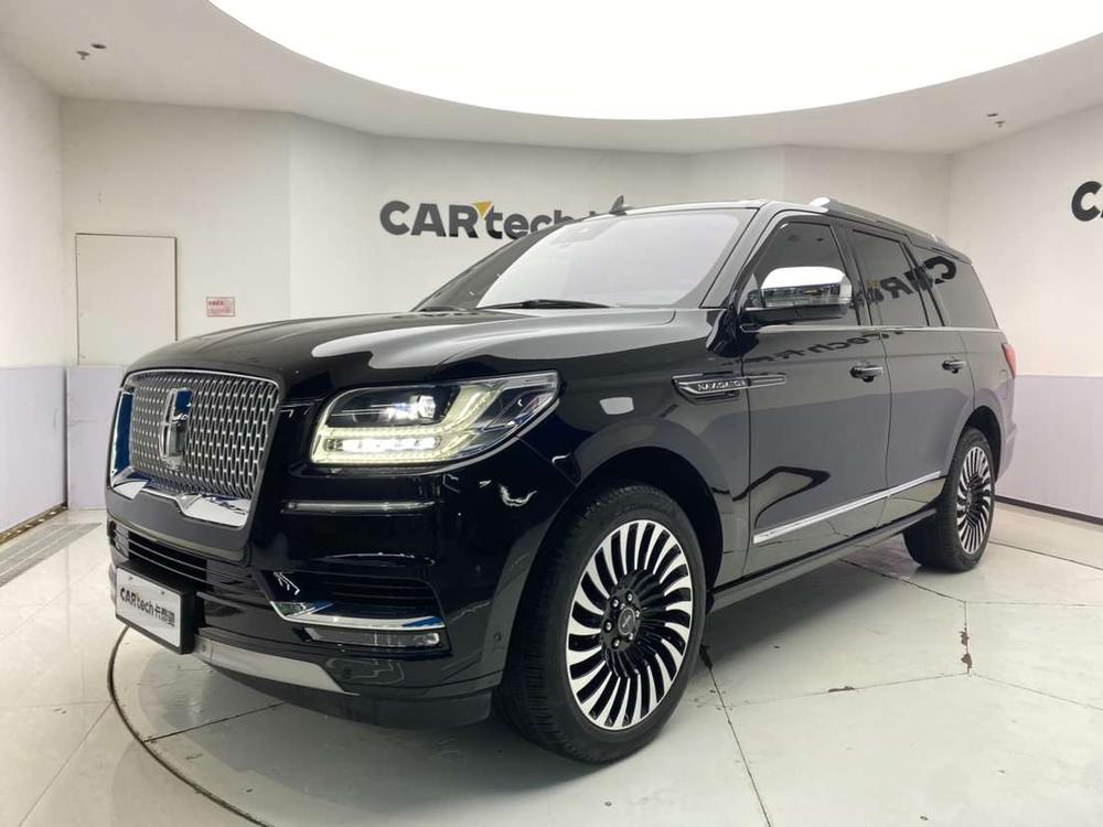 Lincoln Navigator
