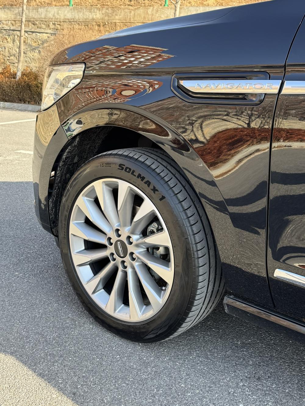 Lincoln Navigator