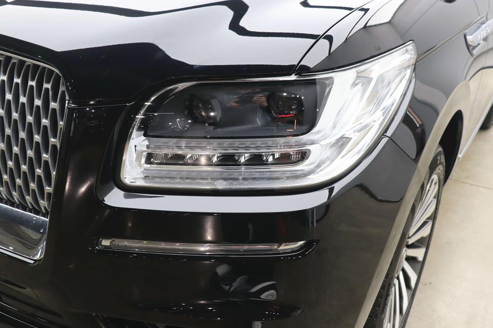 Lincoln Navigator