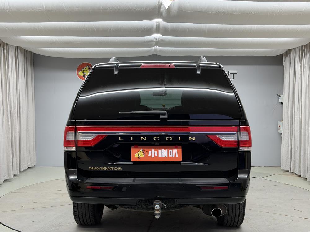 Lincoln Navigator