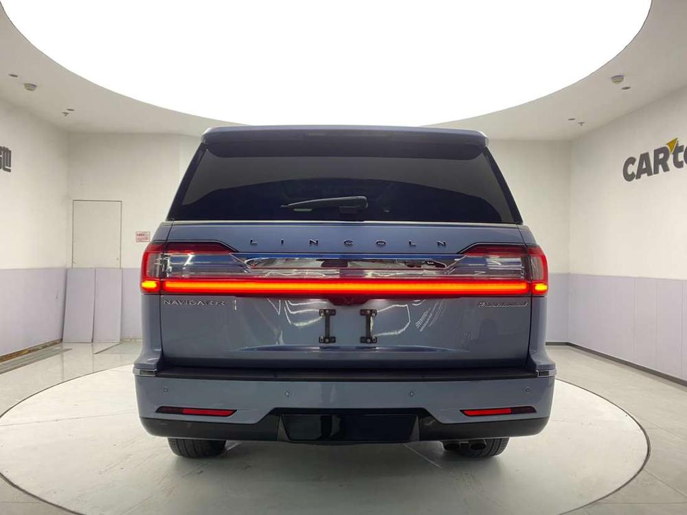Lincoln Navigator